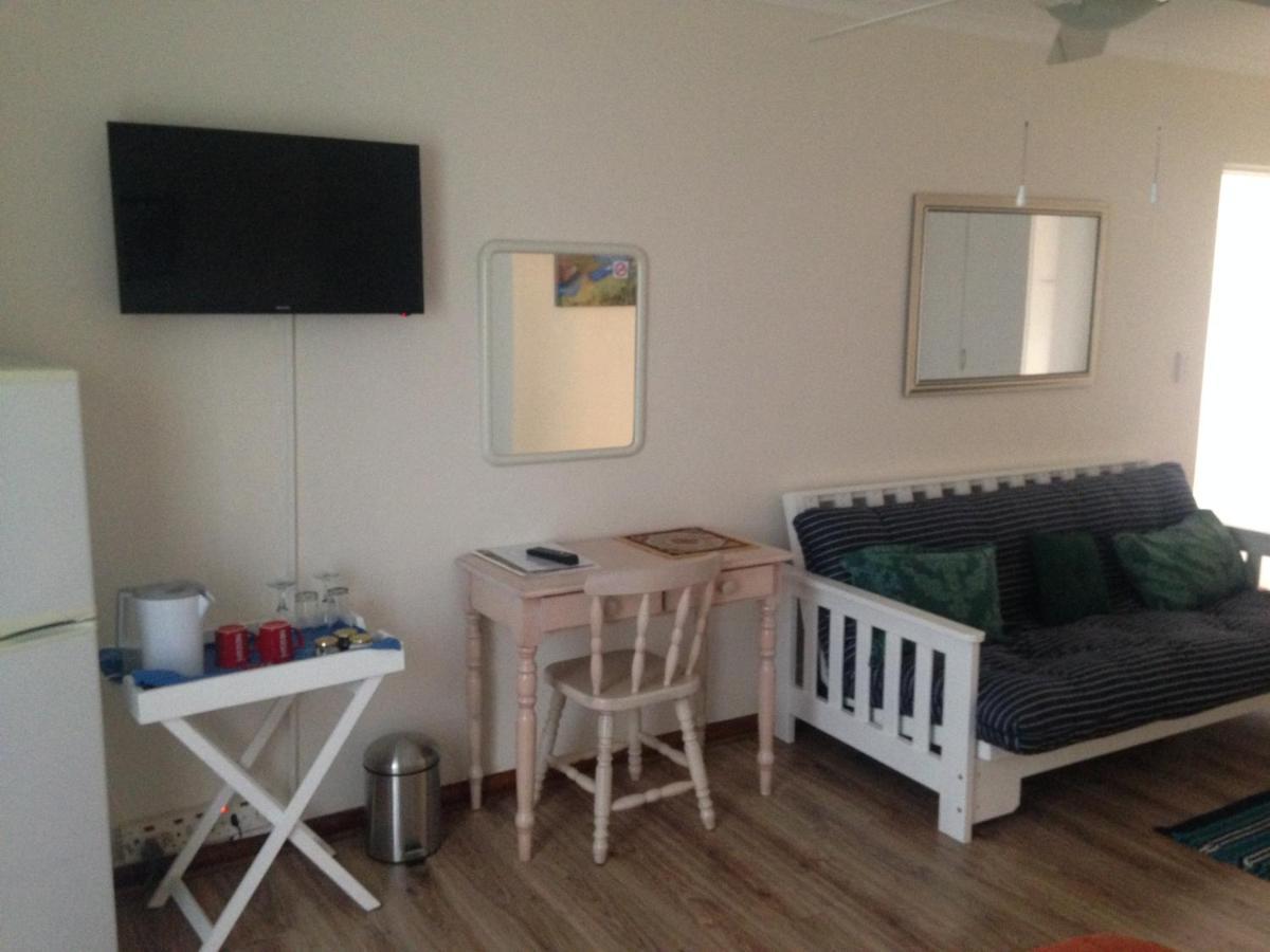 Blue Fern Of Knysna Bed & Breakfast ภายนอก รูปภาพ