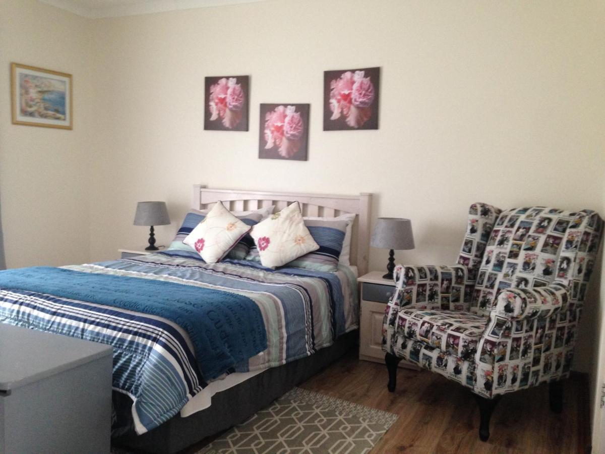 Blue Fern Of Knysna Bed & Breakfast ภายนอก รูปภาพ