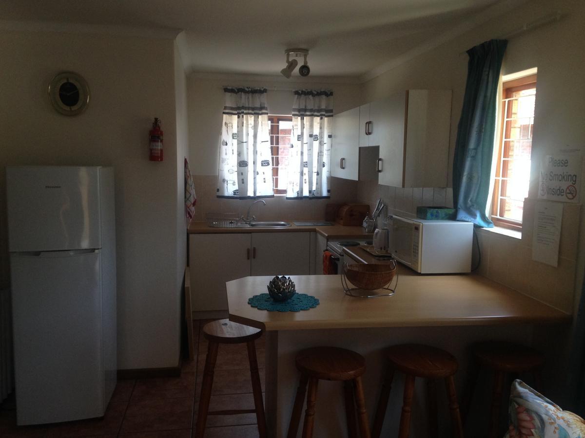 Blue Fern Of Knysna Bed & Breakfast ภายนอก รูปภาพ