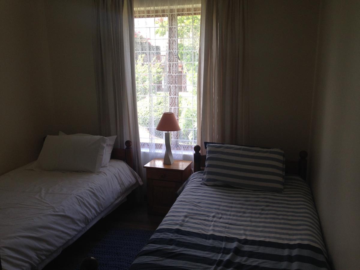 Blue Fern Of Knysna Bed & Breakfast ภายนอก รูปภาพ
