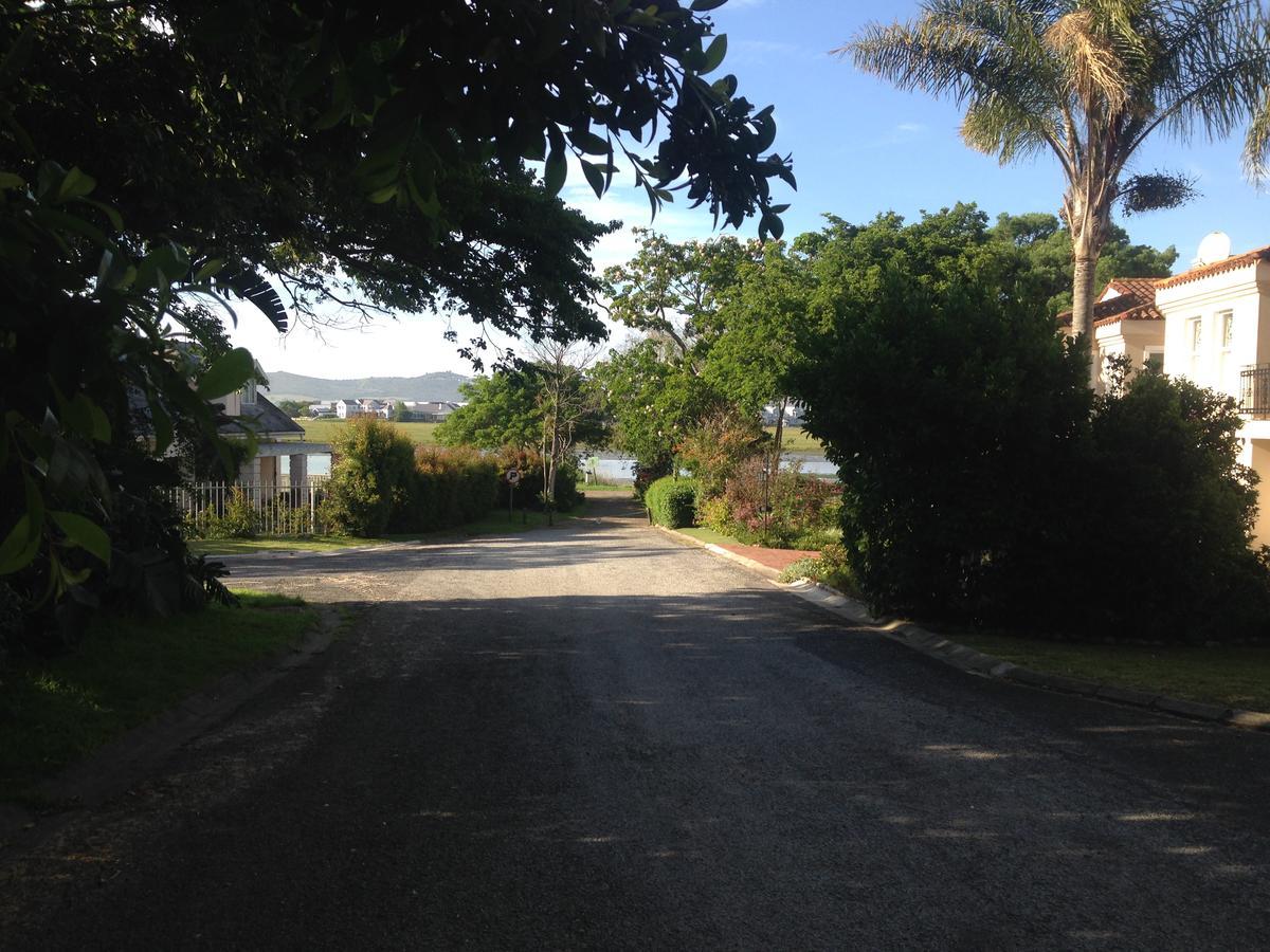 Blue Fern Of Knysna Bed & Breakfast ภายนอก รูปภาพ
